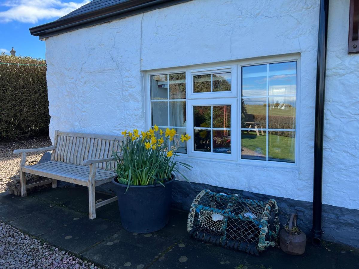 Tornaroan Cottage Ballycastle Exterior photo